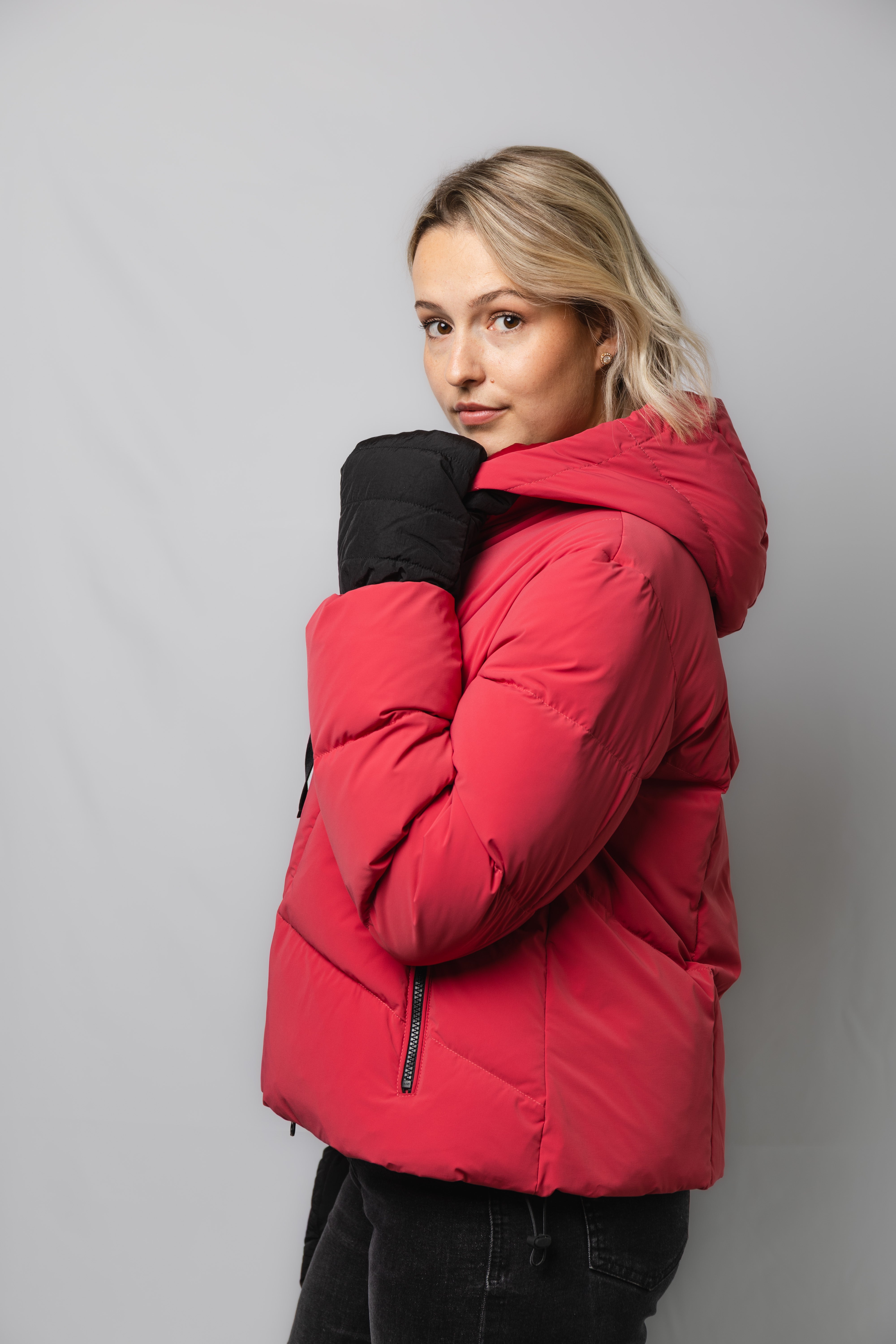 MATTE BOMBER DOWN