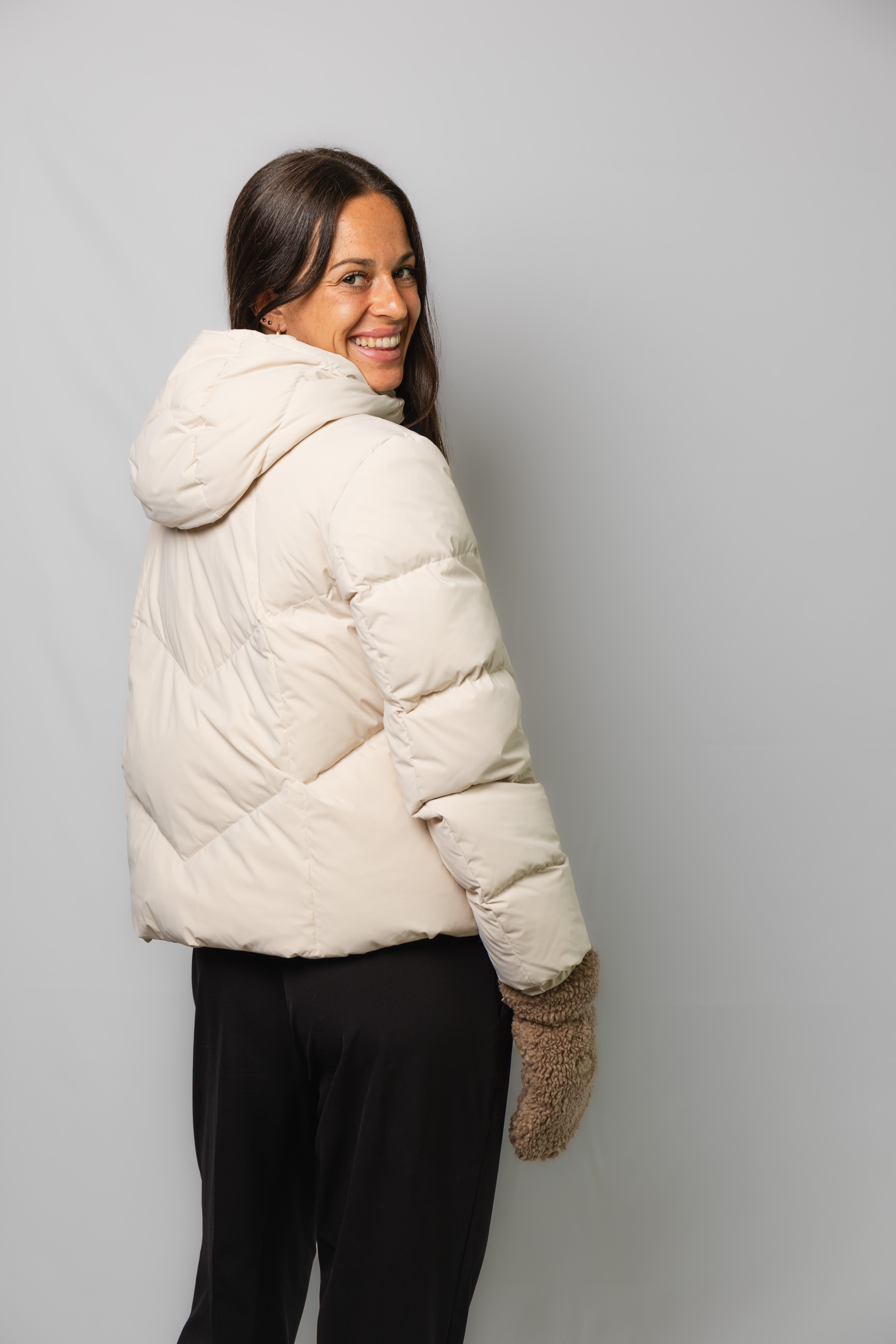 MATTE BOMBER DOWN