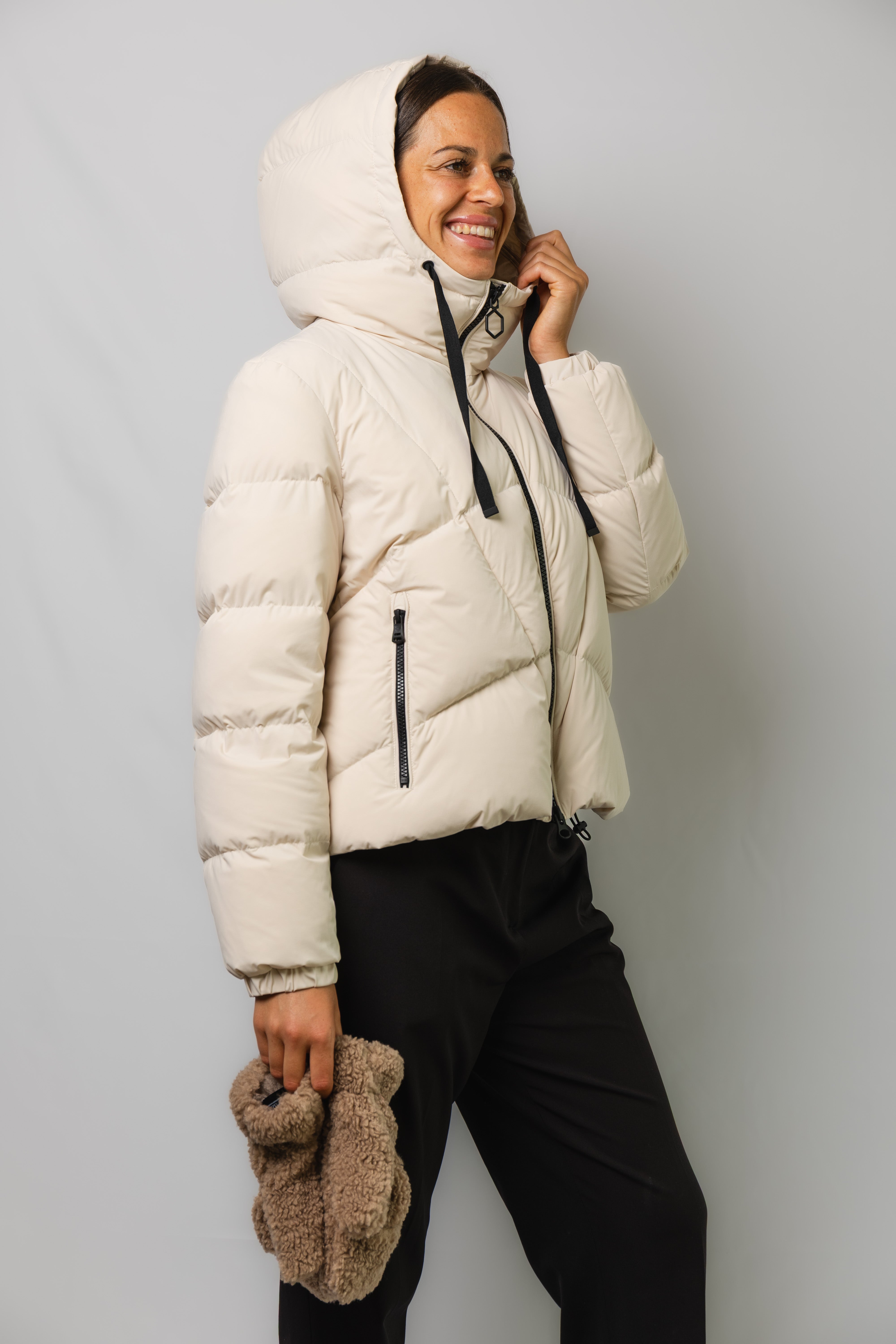 MATTE BOMBER DOWN