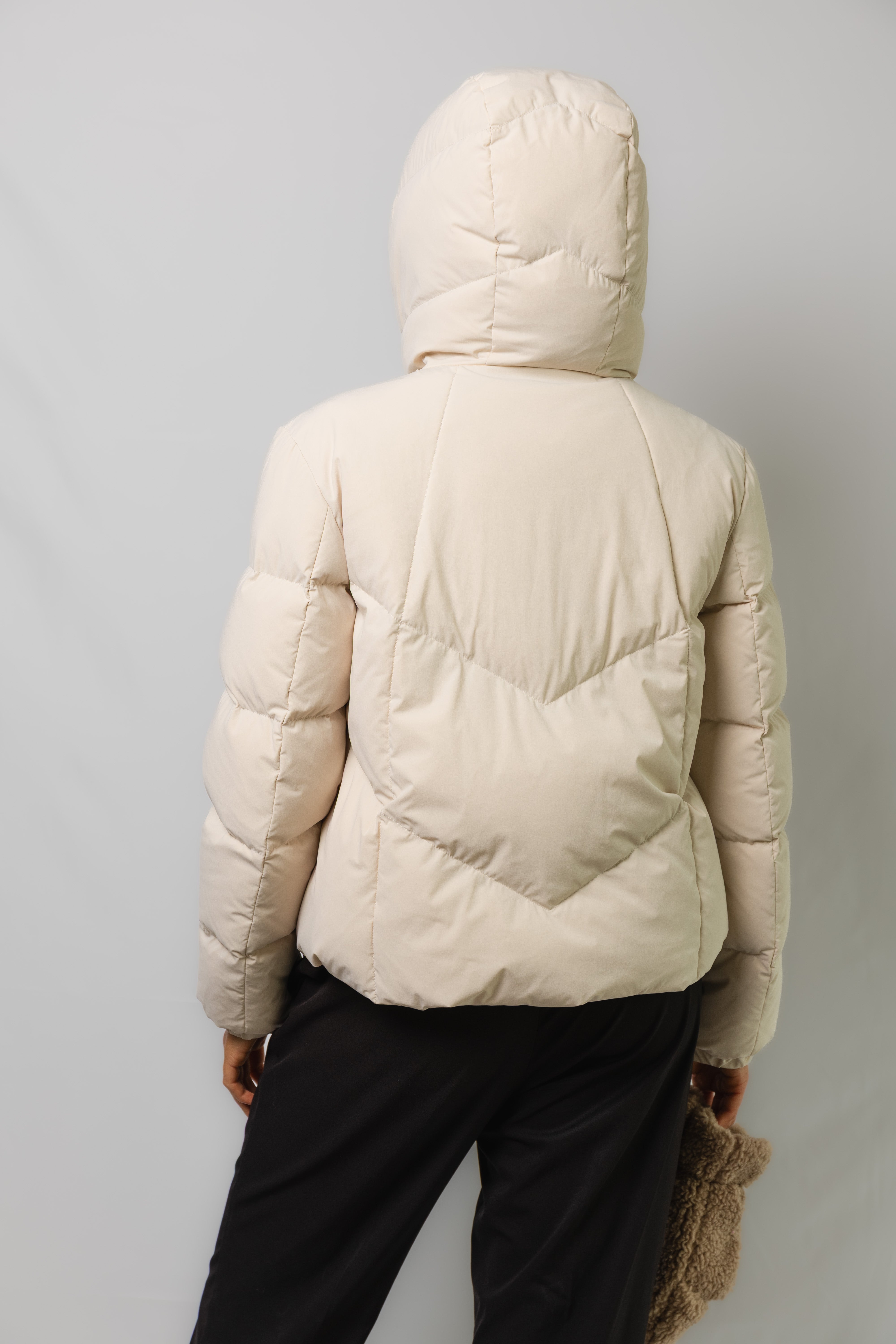 MATTE BOMBER DOWN