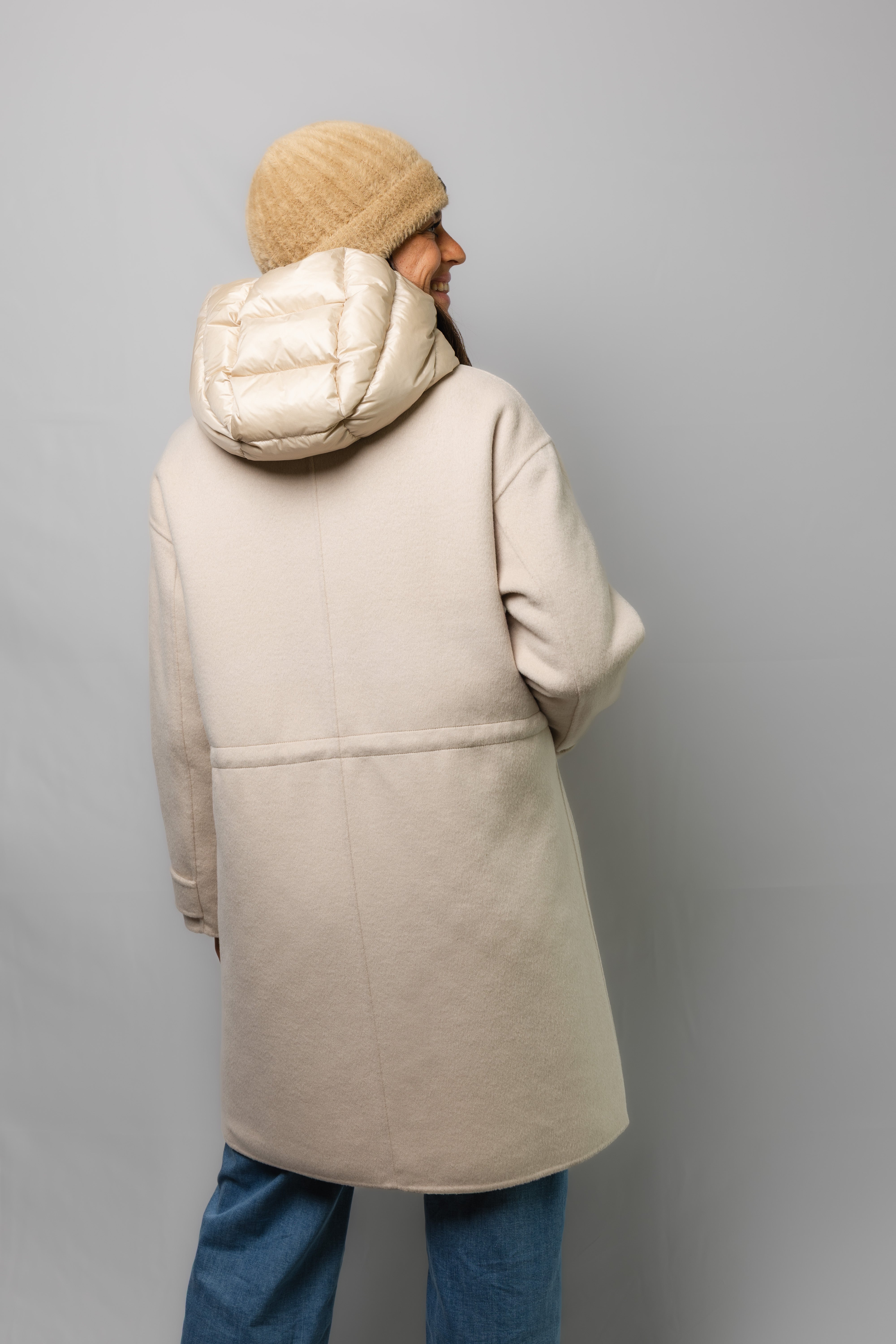 HIGHLIGHT HOODED COAT