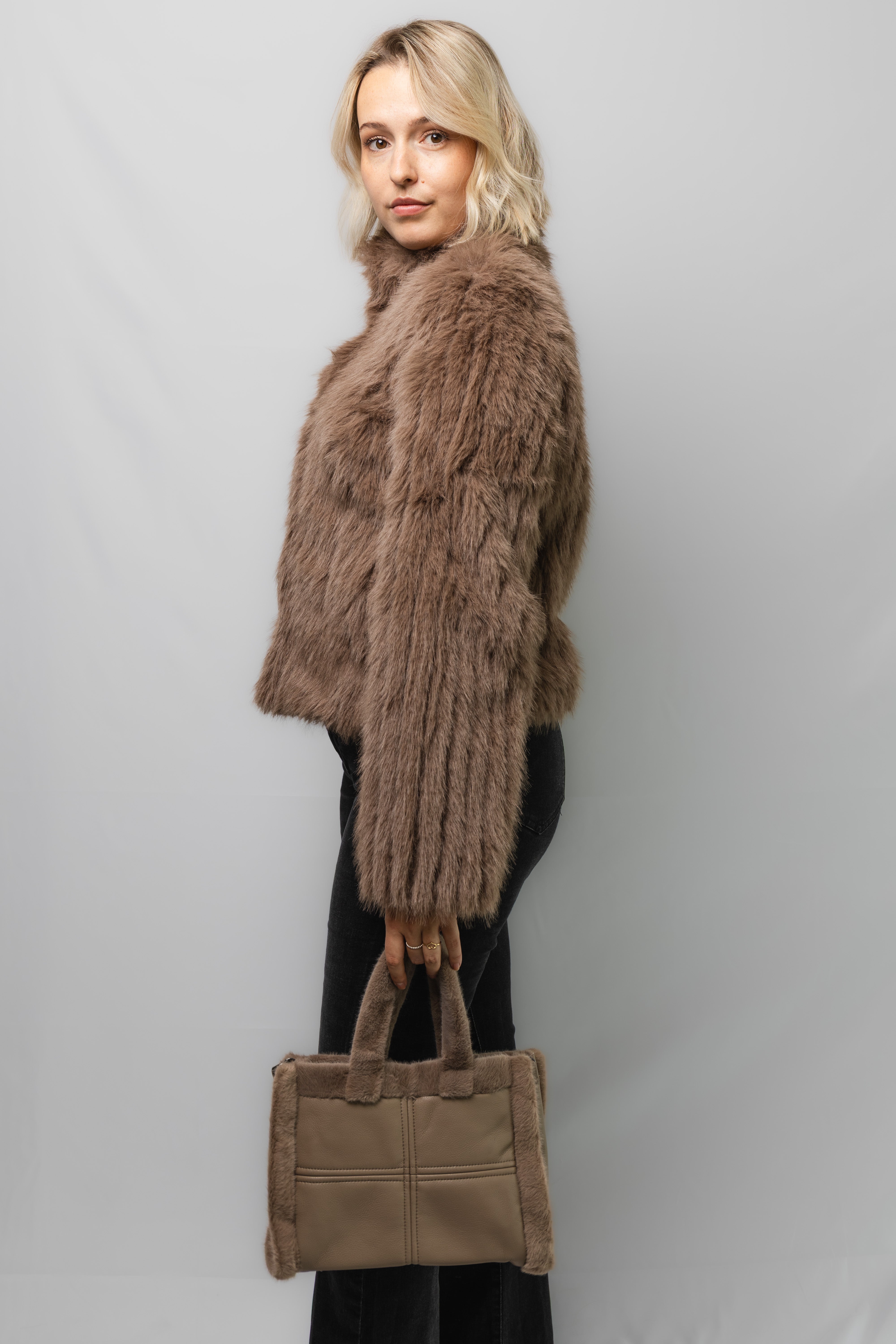 FAUX FUR JACKET SHORT