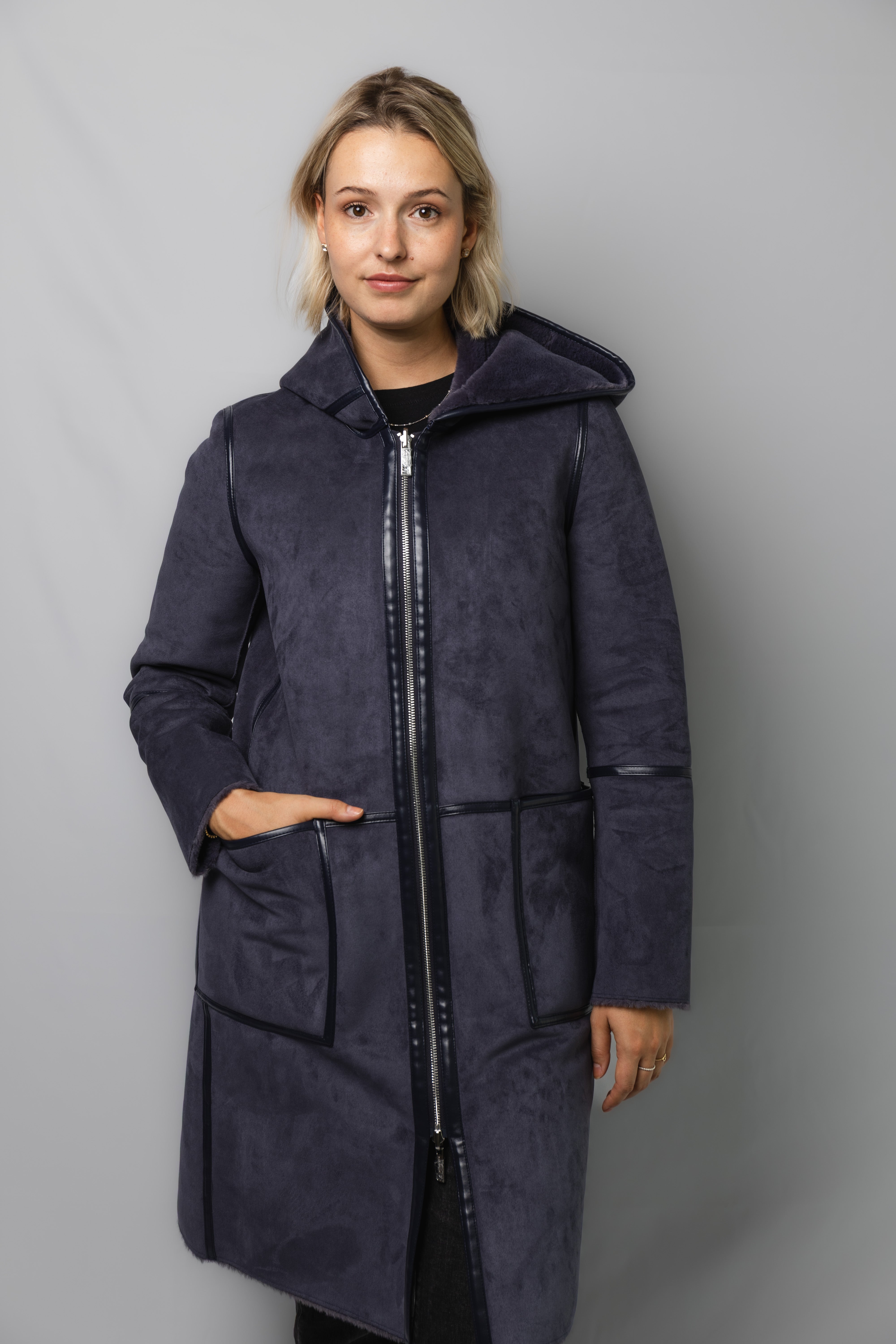 REVERSIBLE SUEDE COAT