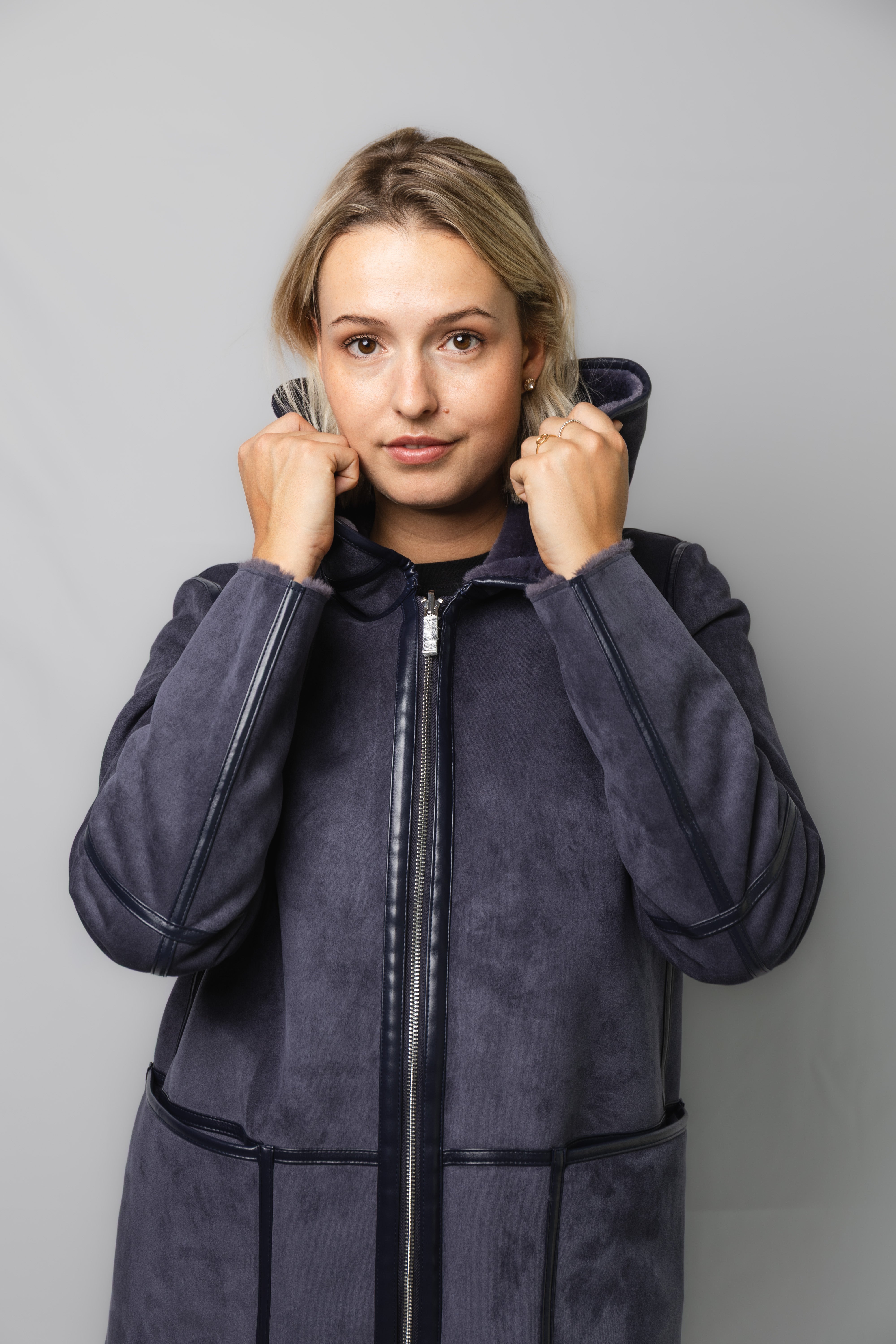 REVERSIBLE SUEDE COAT