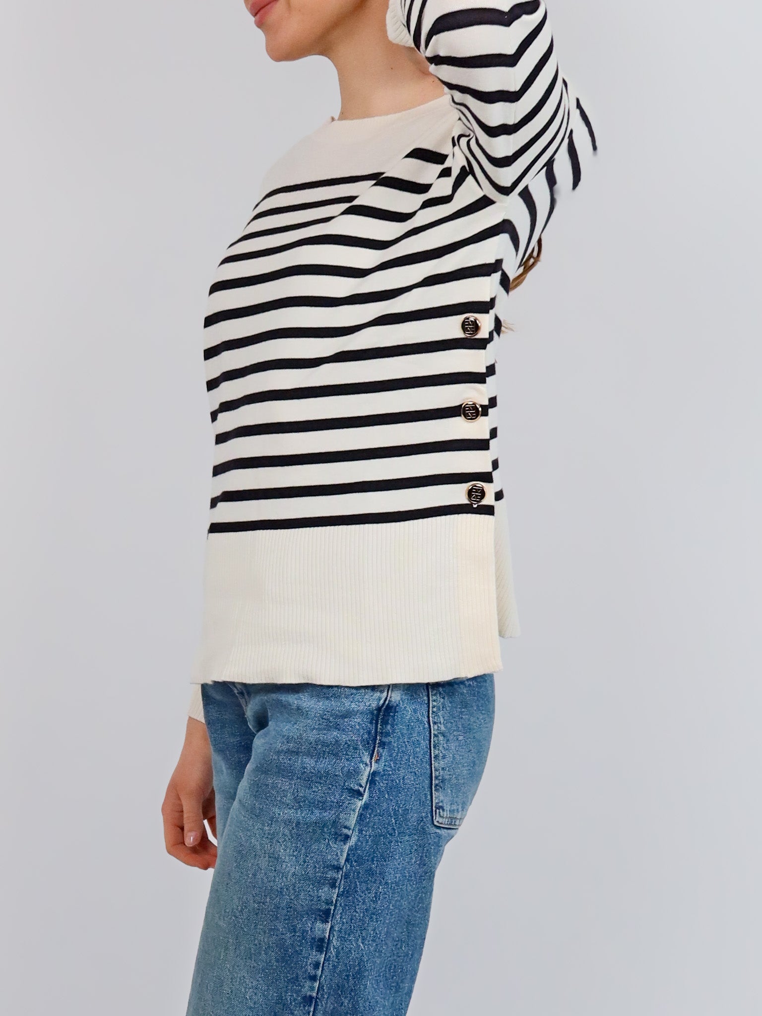 PULLOVER STRIPED