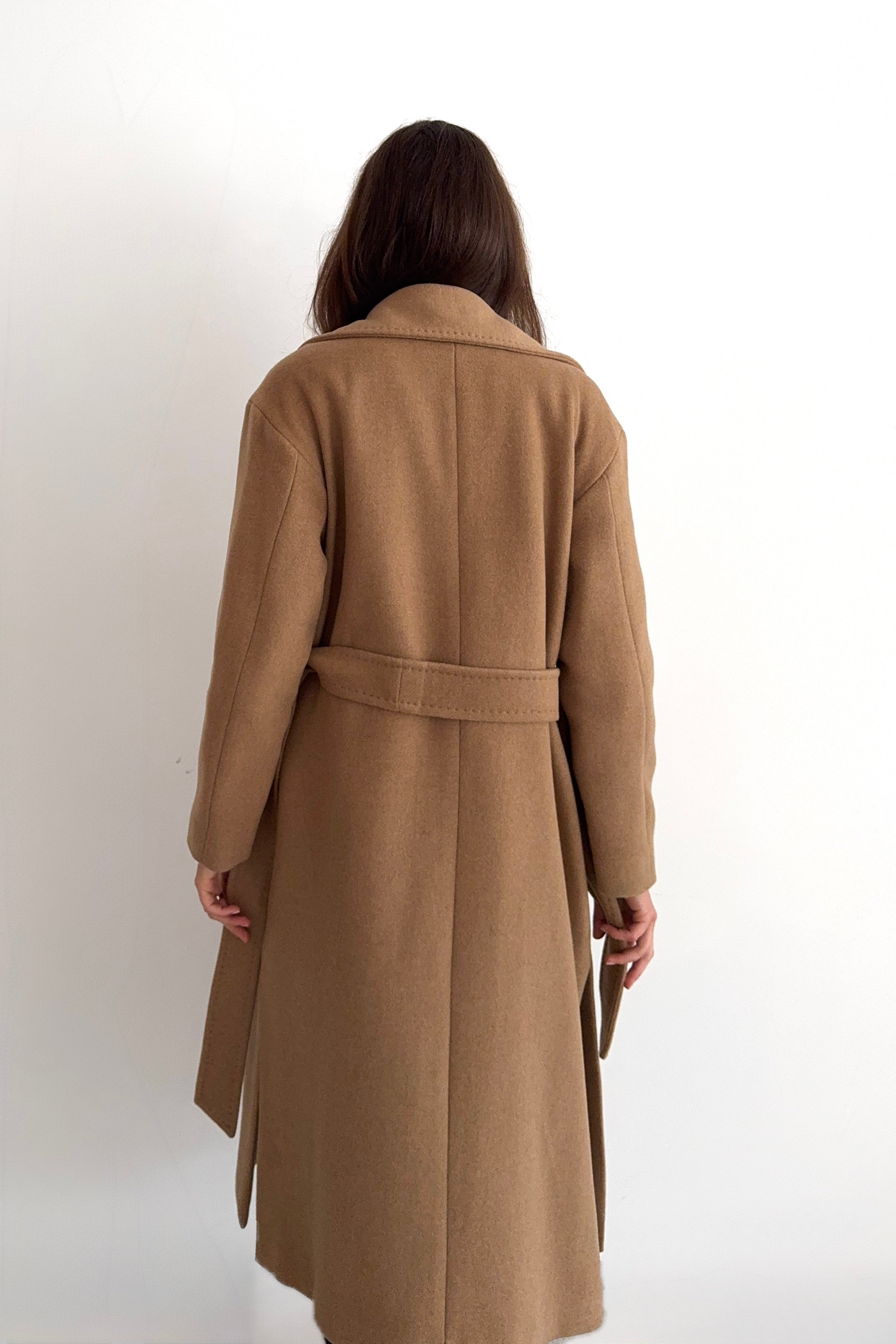 CLASSIC BELTED COAT